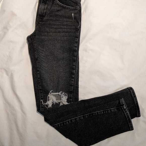 Highwaisted Stretch Levi's - Picture 2 of 6